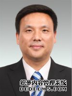 谢坚钢任上海市杨浦区委书记薛侃任区委副书记